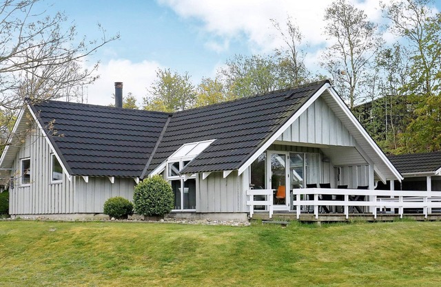 8 person holiday home in Spøttrup-By Traum