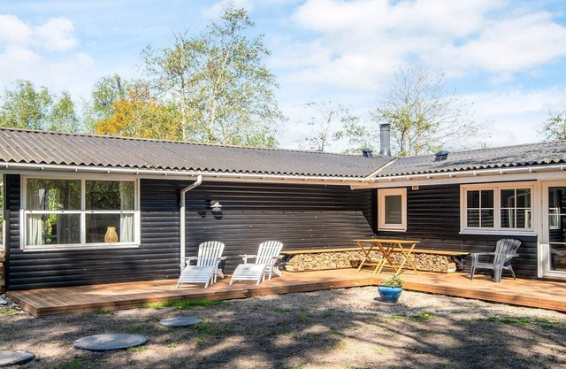 8 person holiday home in Knebel-By Traum