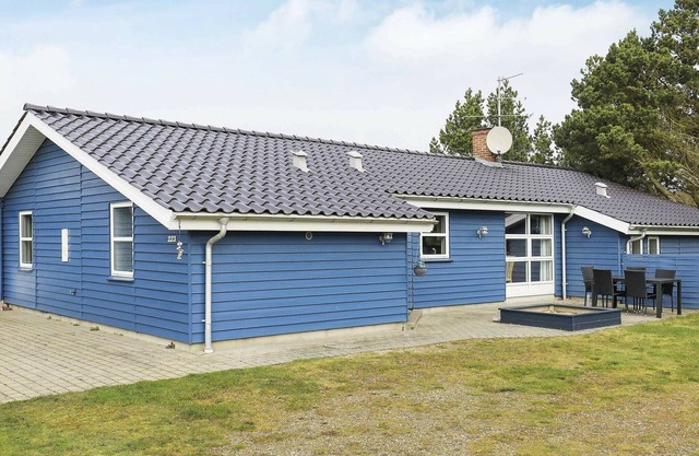 8 person holiday home in Ulfborg