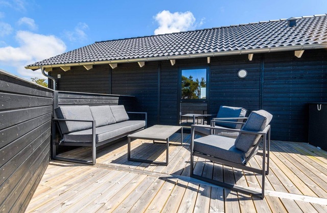 8 person holiday home in Fanø