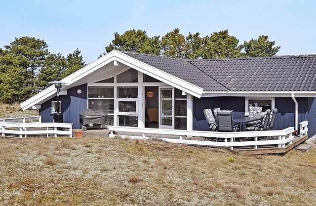 8 person holiday home in Fanø-By Traum