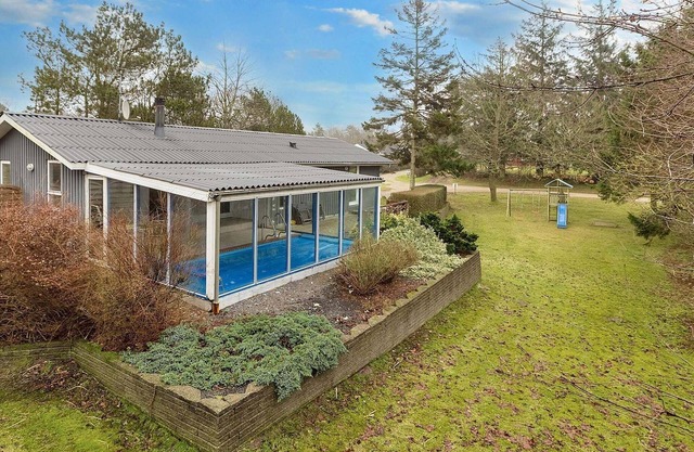 8 person holiday home in Farsø-By Traum