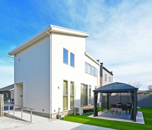 8Room-千葉県八街市