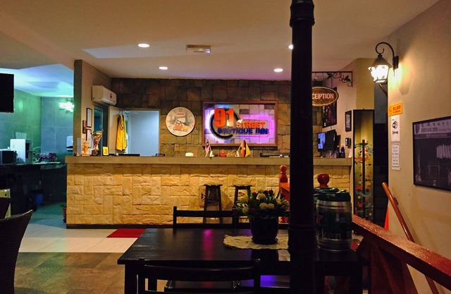 91 Street Boutique Inn