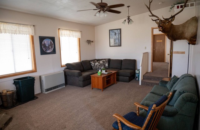 A beautiful mountain getaway, great location, many outdoor opportunities!