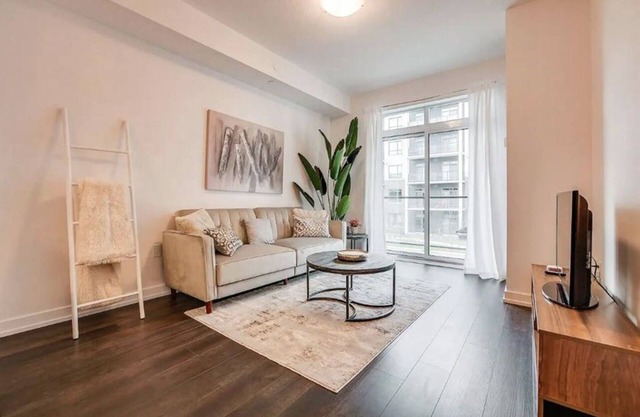 A beautifully modern and fully furnished one bedroom + den in Beamsville.