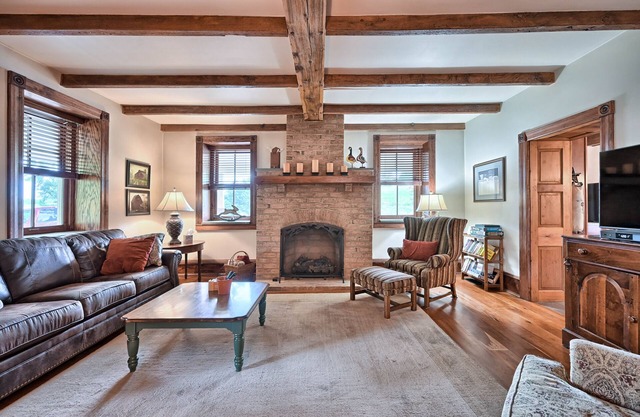 A cozy, beautifully renovated 1829 farmhouse