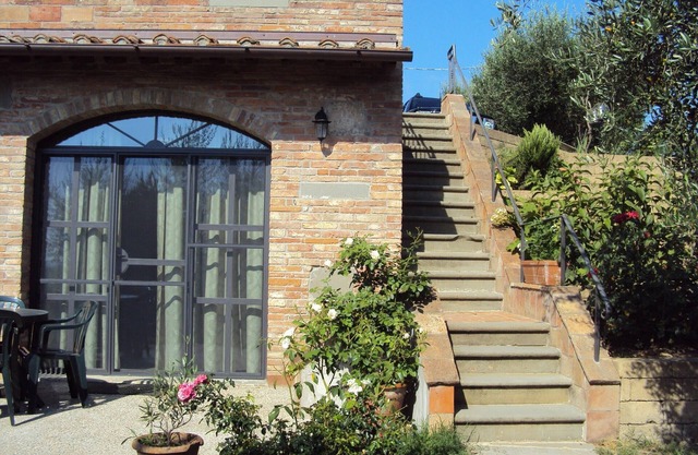 Apartment into Tuscany Hills