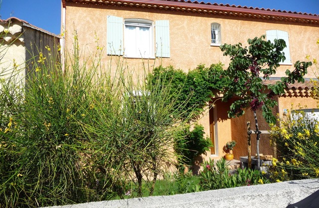 a pleasant base close to a charming town