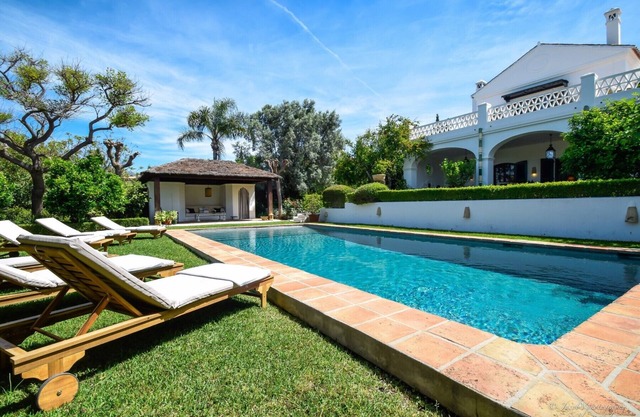 A Real Oasis in Colonial style