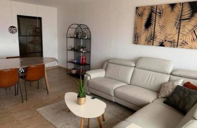 A&S Sea View 1, cozy 2 bedroom apartment located close to Bruges