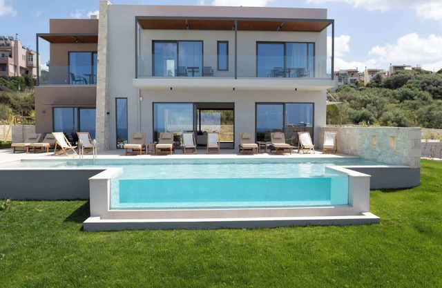 A Serene Retreat With Stunning Sea Views