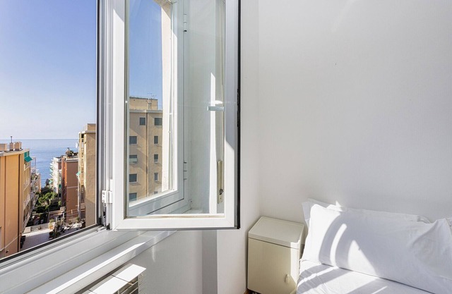 A Sight on the Sea Apartment by Wonderful Italy