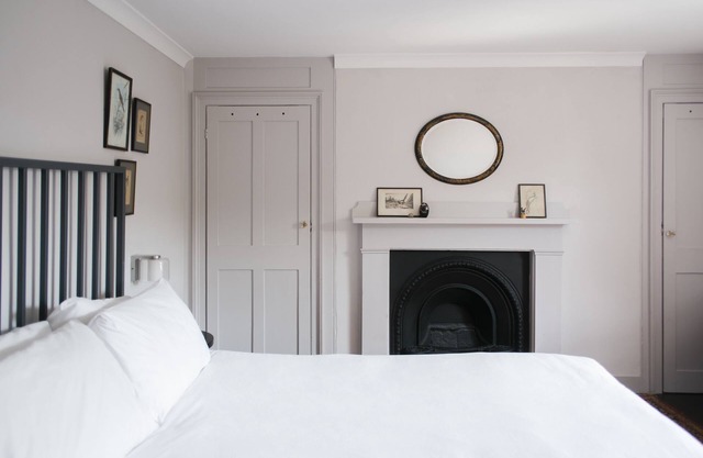 A stunning Grade II listed apartment in the heart of the conservation area.