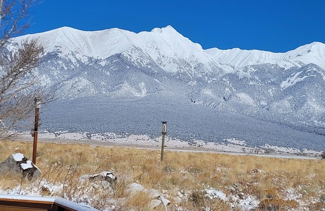 A STUNNING OFF GRID PROPERTY, FORT GARLAND, COnWild Wind Manor