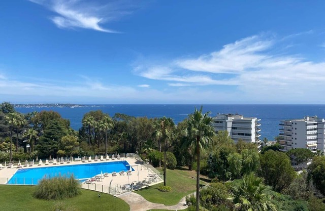 A023 - Magnifique studio avec vue mer panoramique