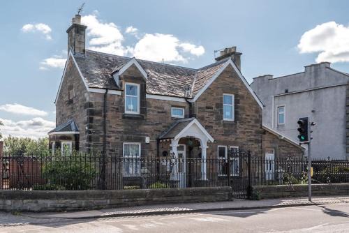 Abercorn Lodge Semi-Detached House