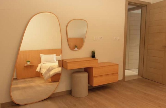 Access -Hotel Apt- 3bedr- mivida Emaar pool view