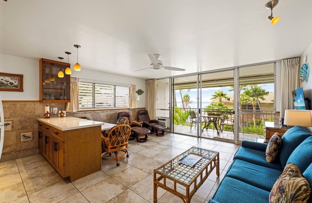 Across From Kamaole 2 Beach, This Concrete Resort Is Maintained Well