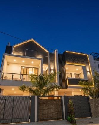Adhbudh 4 BHK Villa with Pool