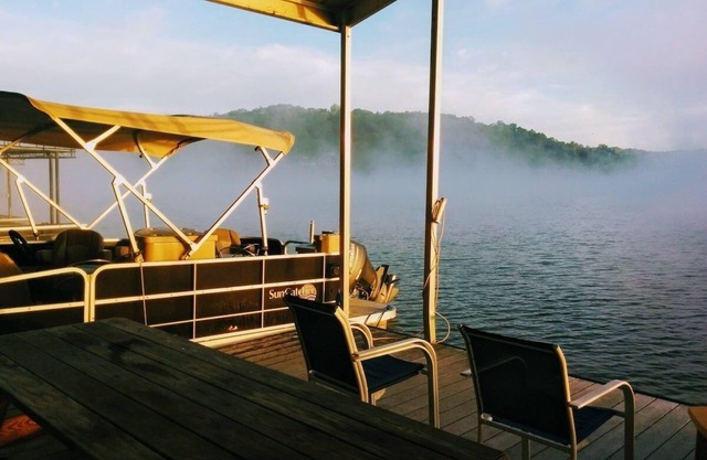Admiral's Mountain Lake Chalet