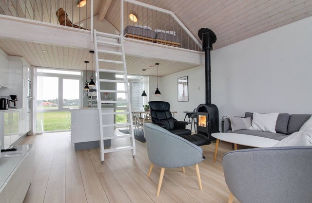 "Adna" - 700m from the sea by Interhome