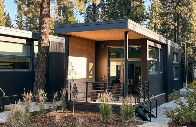 Adventure Cabin 61 (pet friendly) - Luxurious Adventure Cabin