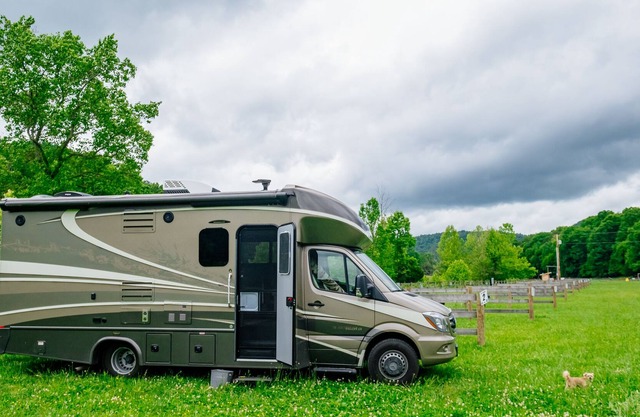 Adventure & Dirt-Biking - Family-Friendly RV Site #6 - near Red River Gorge, KY!