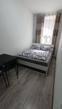 Affordable 5-BR Shared Apartment/Enkplatz U3 Getaway