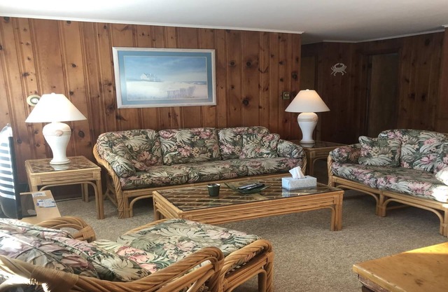 Affordable Bay side Duplex (1st Fr) Surf City 140236