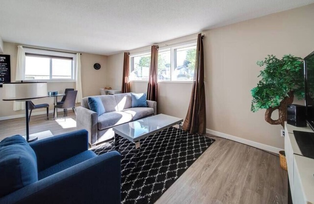 Affordable & Cozy 1 bedroom unit.