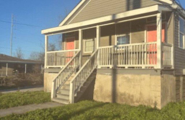 Affordable Duplex/minutes to New Orleans