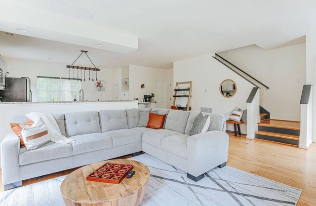 Afton Bliss: Sleeps 10 on 151 with Game Room