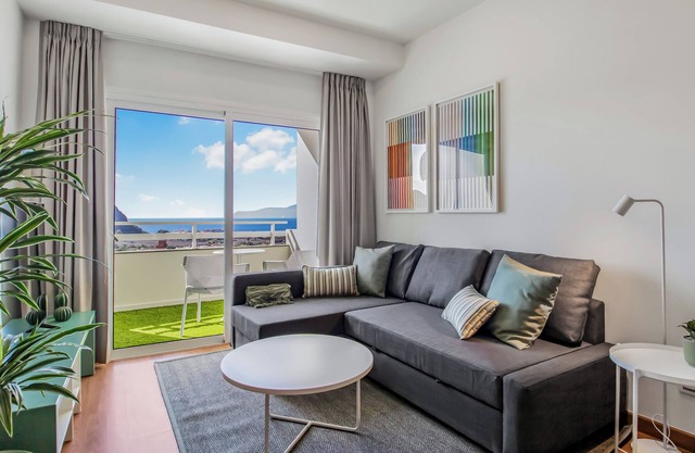 Agaete Shine Suites 202