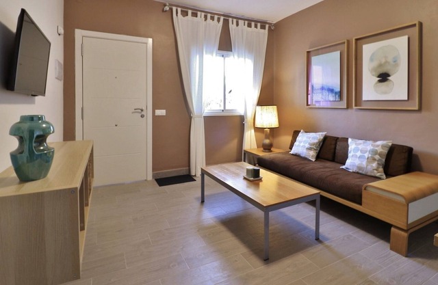 AGUERE I, Comfortable apartment, located in the Laguna. North of Tenerife,