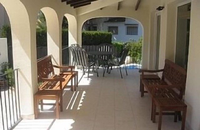 Air-Conditioned Villa with Private Balustraded Pool