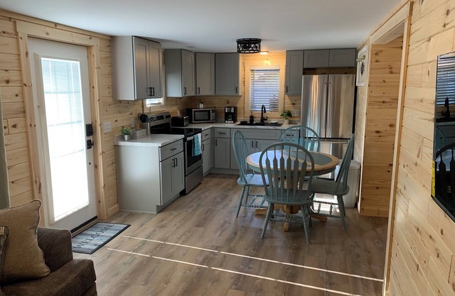 Air conditioning, very clean, cozy and comfortable house. Has amenities.