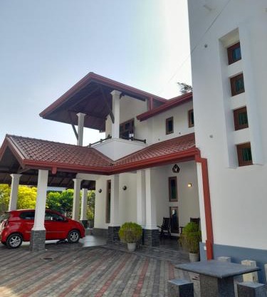 Airport A4 Travelers Lodge - Free Airport Pick Up & Drop 24HRS