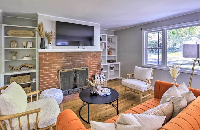 Airy Johnson City Apartment w/ Ideal Location