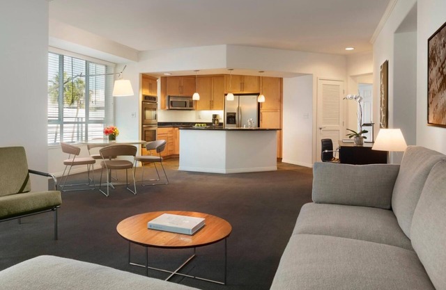 AKA Residences Luxurious Suite w/Kitchen, Patio, Marble Bathroom, & WiFi