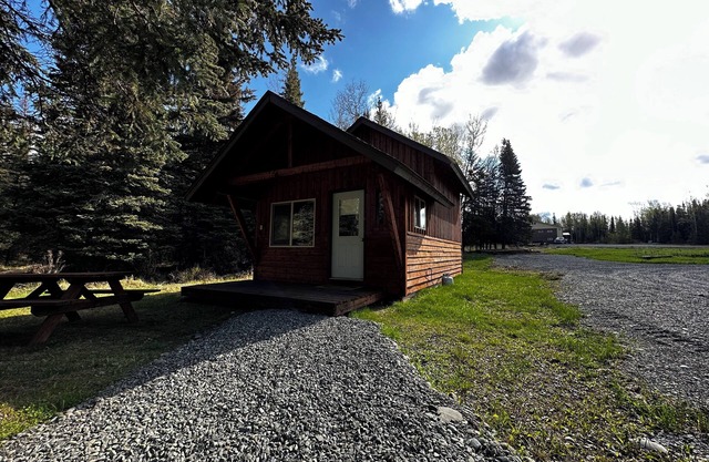 Alaska Cozy Cabin #5 Half Mile 2 River!