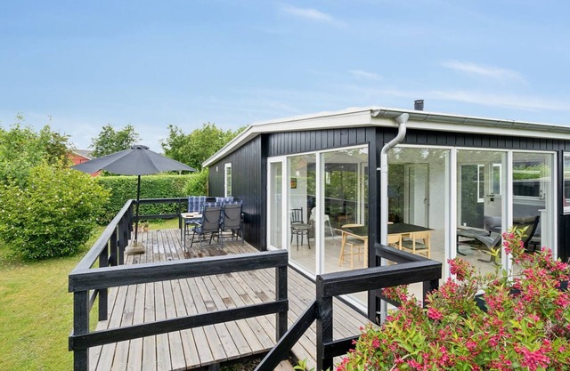 "Albricus" - 250m from the sea by Interhome