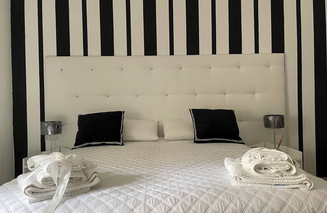 Alderi room rentals, rooms with private bathrooms