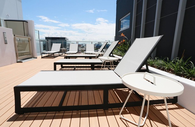 Alex Perry Hotel & Apartments