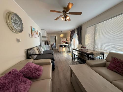Algonquin S Lakeview 3BR H-Tub W-Stove Sandy Beach