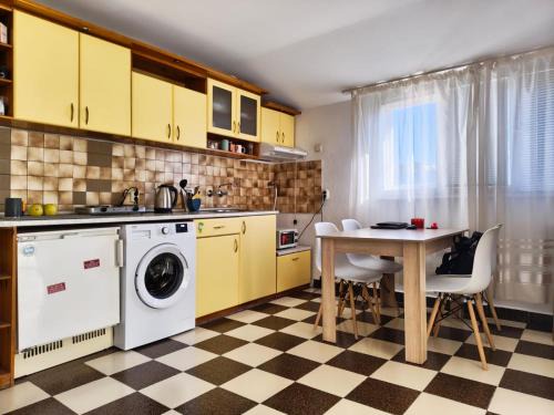 AlHana Panoramic Studio - Top Center, Blagoevgrad