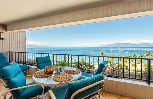 ALII 4104 BeachFront 2Bedroom wBreathtaking Ocean Views