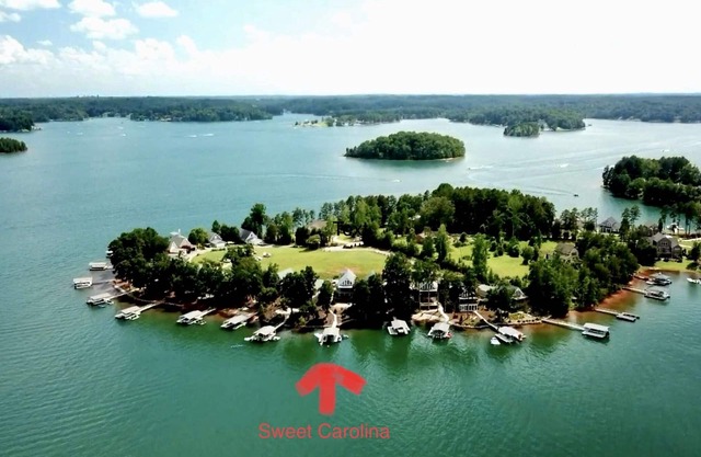 ALL AUGUST DATES AVAILABLE! Only a 3 night minimum!