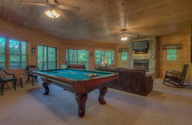 All Decked Out- Screened Porch | Outdoor Fireplace | Luxurious Hot Tub