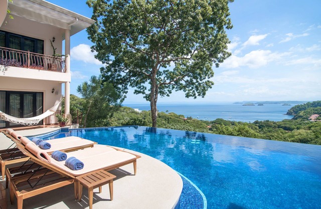 All inclusive Luxury Villa with a Breathtaking Ocean View. Private- full staff.